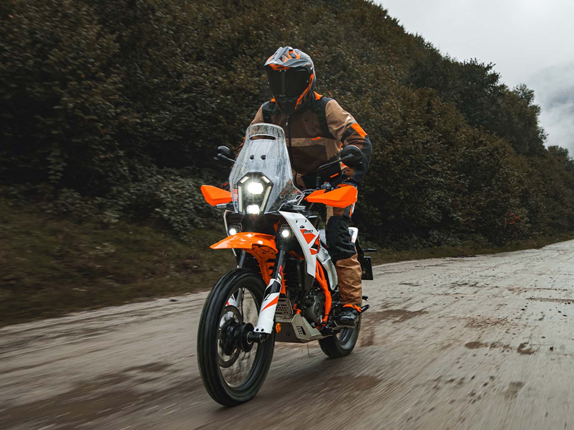 🏍️ Top 5 Adventure Bikes to Watch in 2025–26 — India & Global Edition
